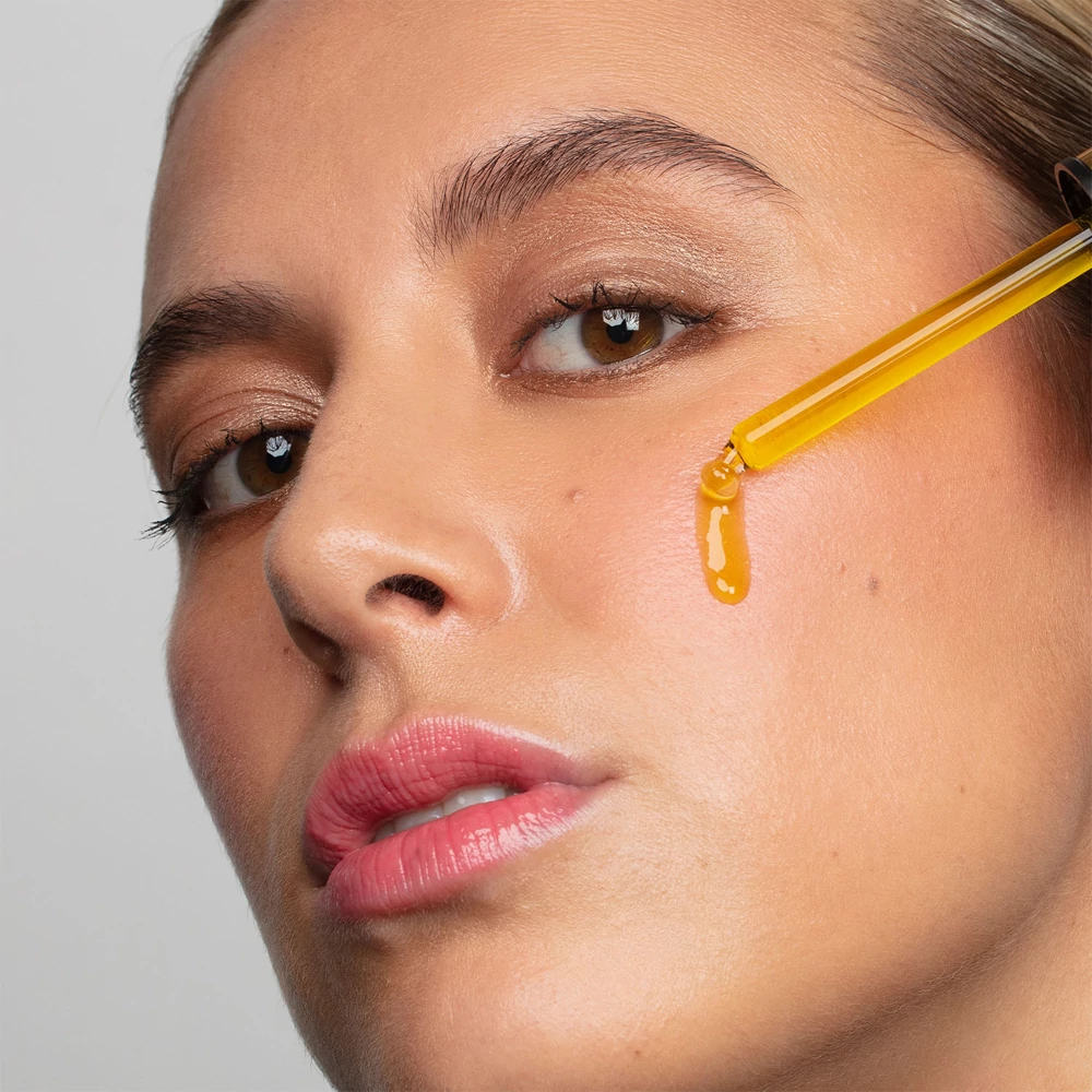 ANTIPODES DIVINE csipkebogyó & avokádó arcápoló olaj