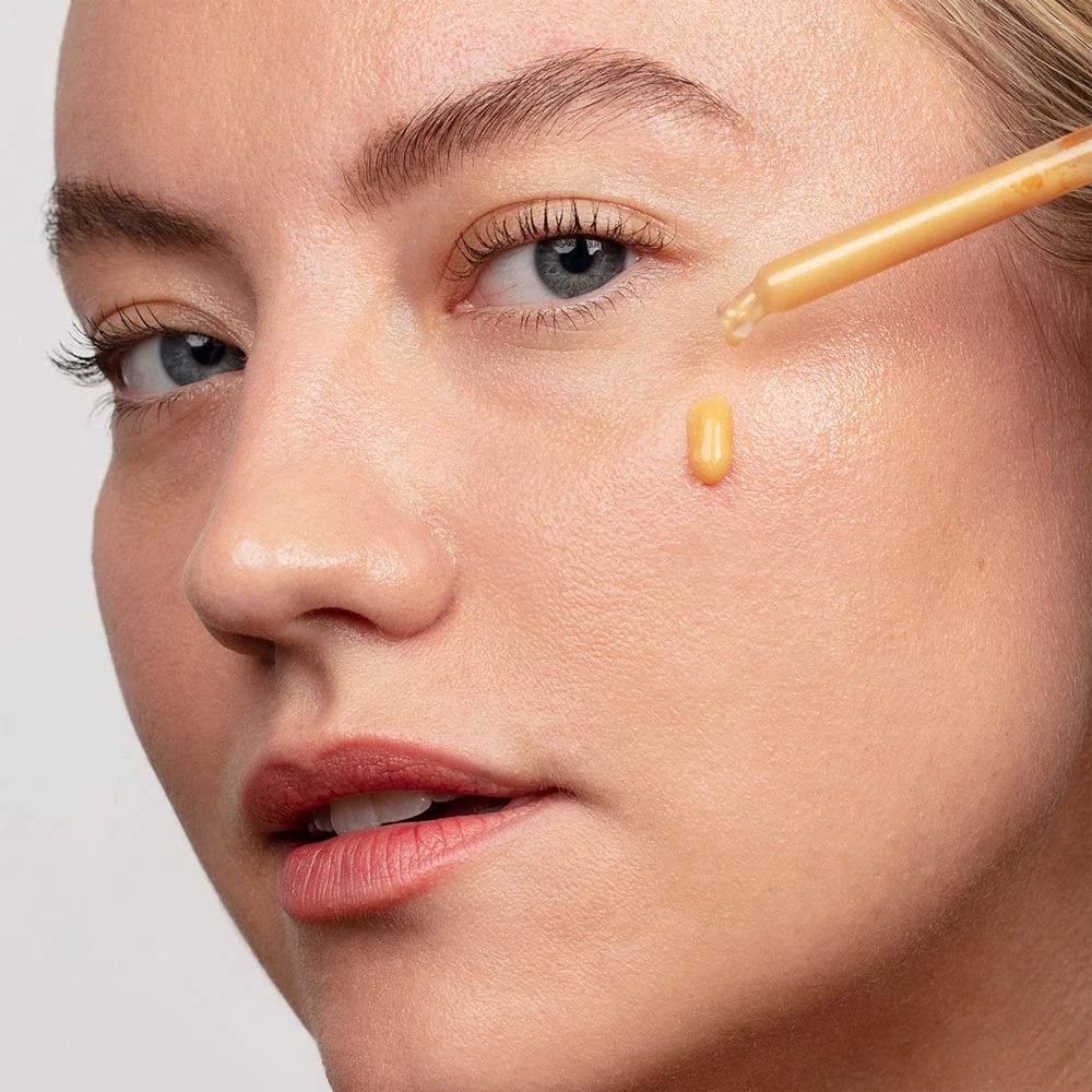 ANTIPODES GLOW RITUAL C-vitamin szérum hialuronsavval