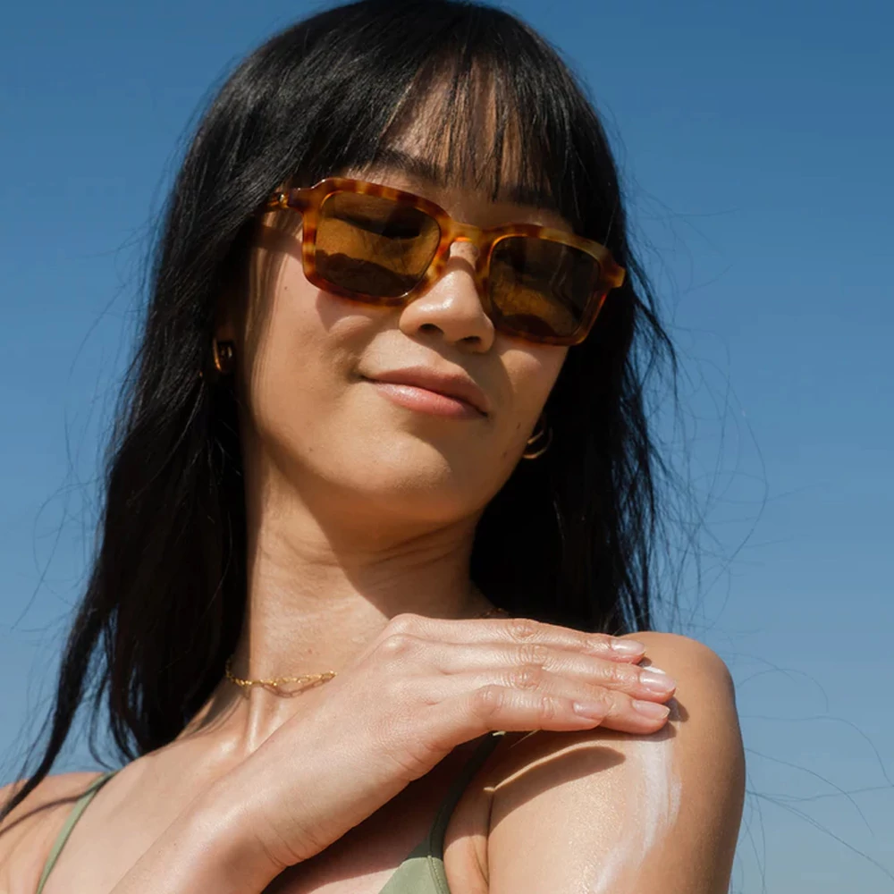 COOLA Classic SPF30 fényvédő testre - Pina Colada