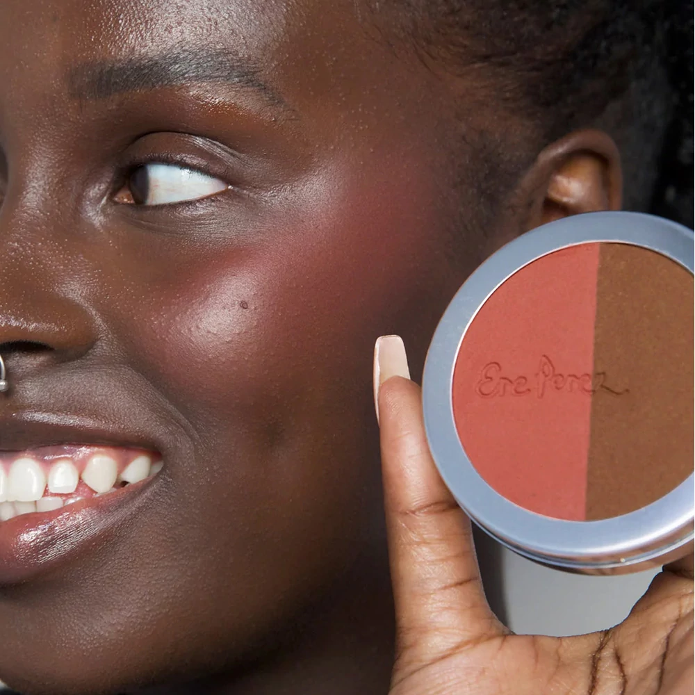 ERE PEREZ Rice Powder Prosító és bronzosító - BROOKLYN