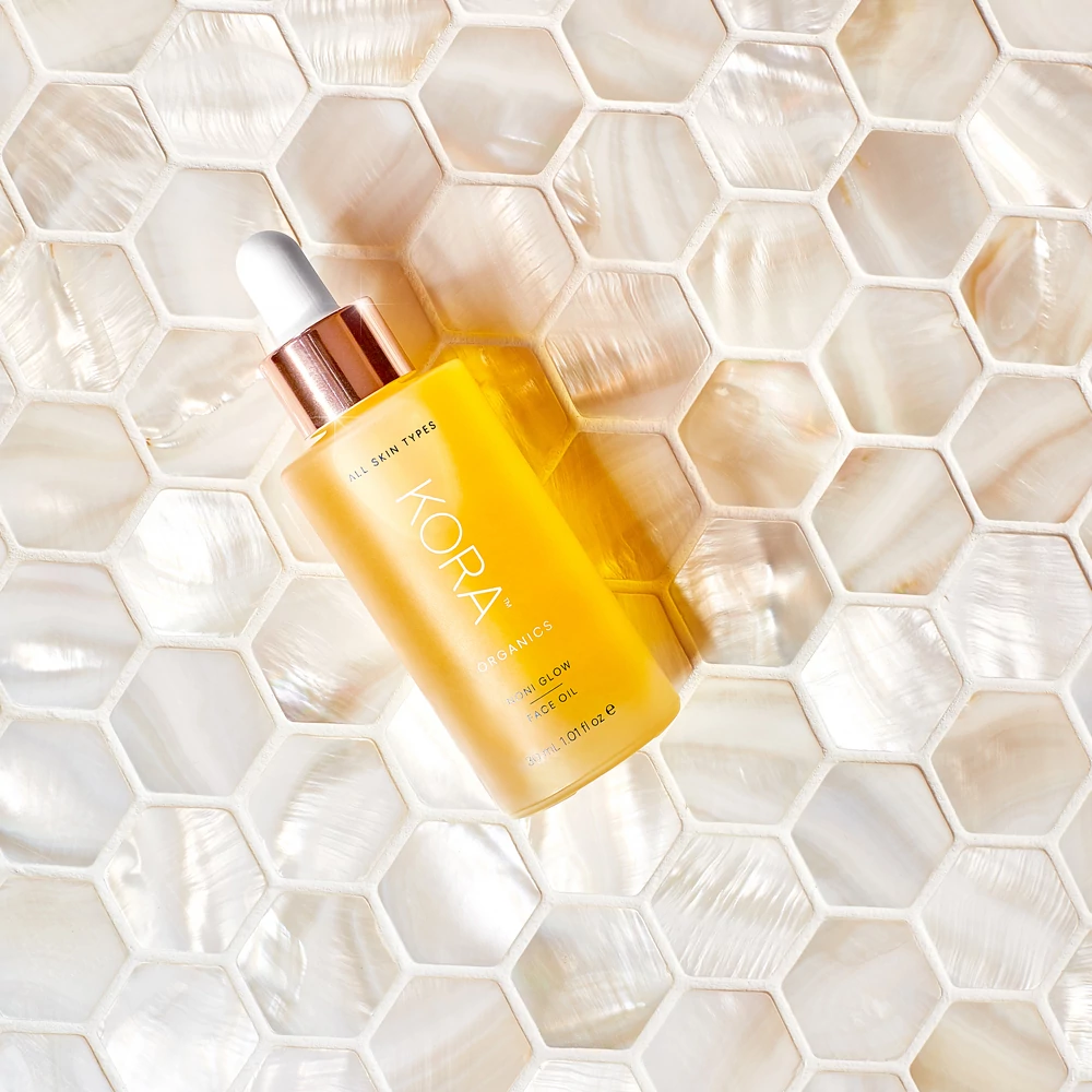 KORA ORGANICS Arcápoló szett noni gyümölccsel