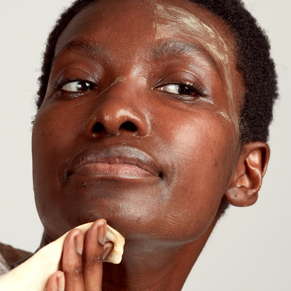 CURTAIN CALL Csipkebogyó, eperlevél & homoktövis bőrfeltöltő arcmaszk