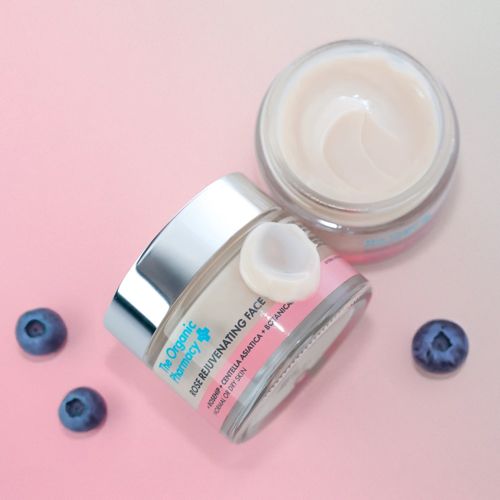 THE ORGANIC PHARMACY Tápláló Bőrfiatalító Nappali Arckrém Csipkebogyóval