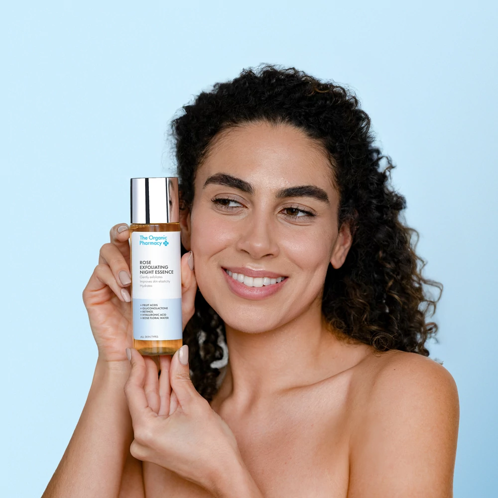 THE ORGANIC PHARMACY Gyengéd Éjszakai Hámlasztó Esszencia