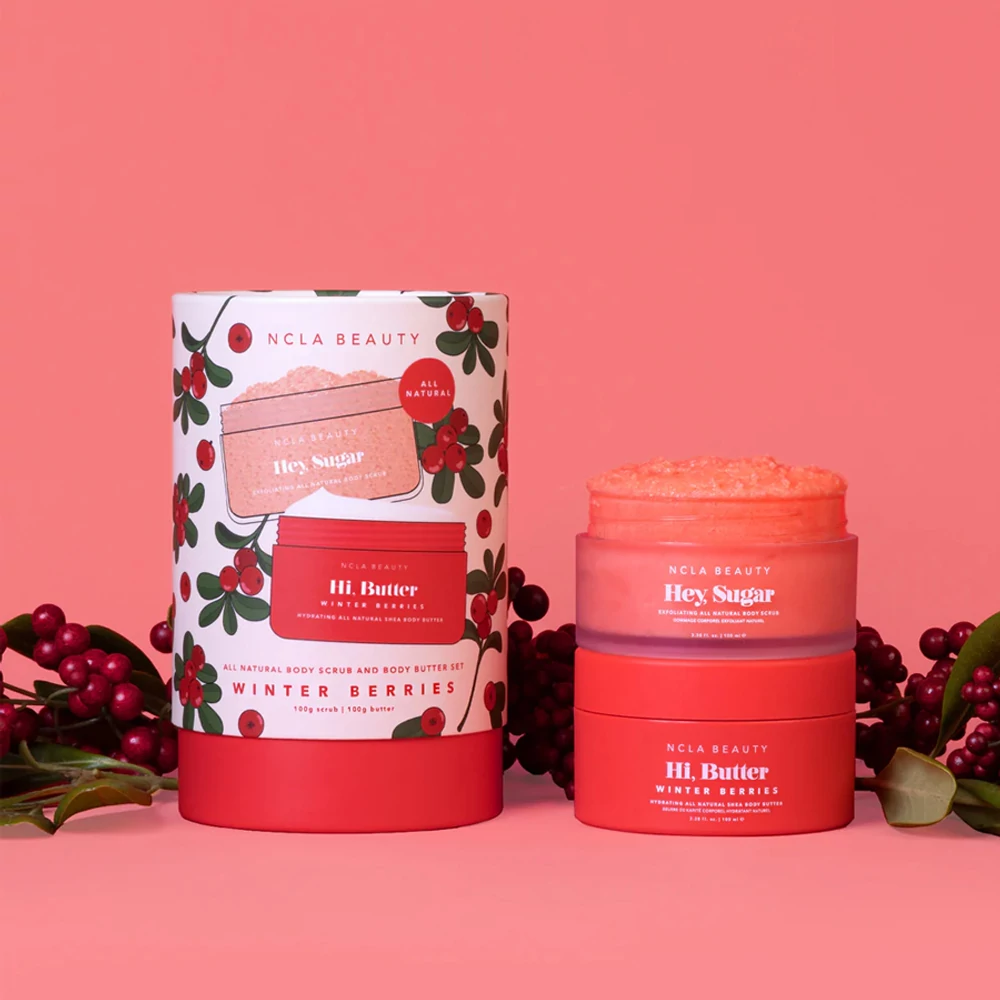 NCLA WINTER BERRIES Hidratáló testápoló duó szett száraz bőrre, téli bogyós gyümölcsös illattal