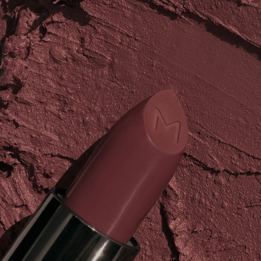 MÁDARA Velvet Wear Matt krémes ajakrúzs