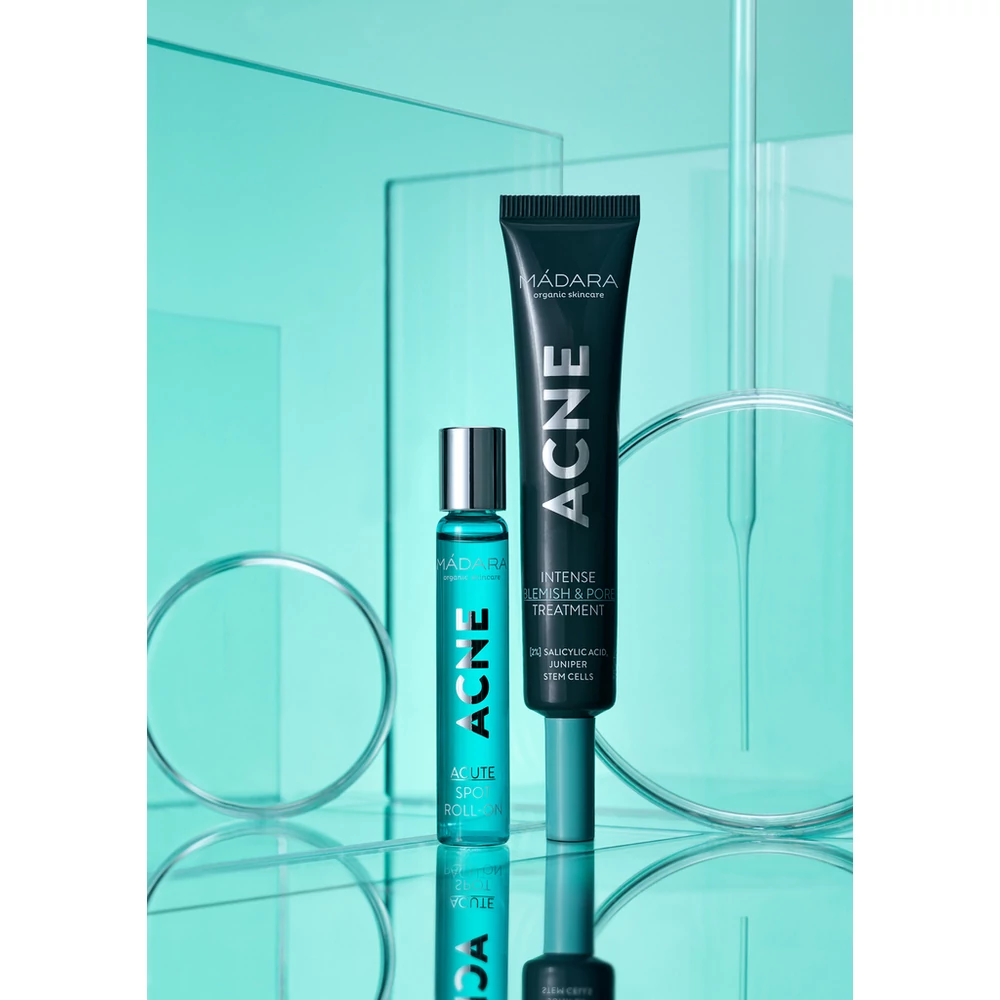 MÁDARA ACNE intenzív pattanáskezelő és pórus összehúzó fluid