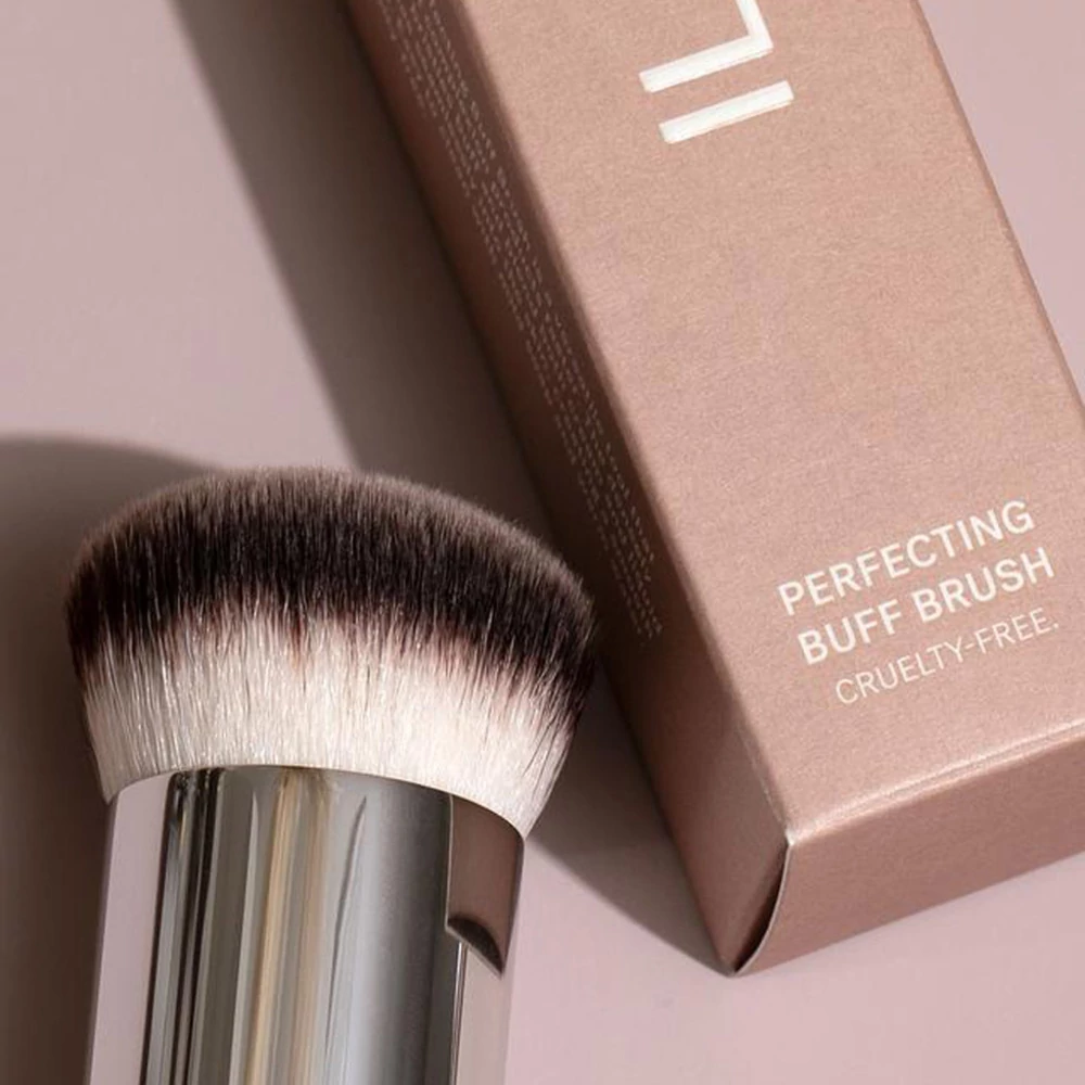 ILIA BEAUTY Perfecting univerzális alapozó ecset