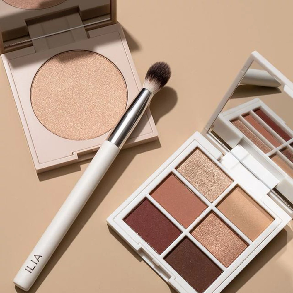 ILIA BEAUTY Satírozó ecset
