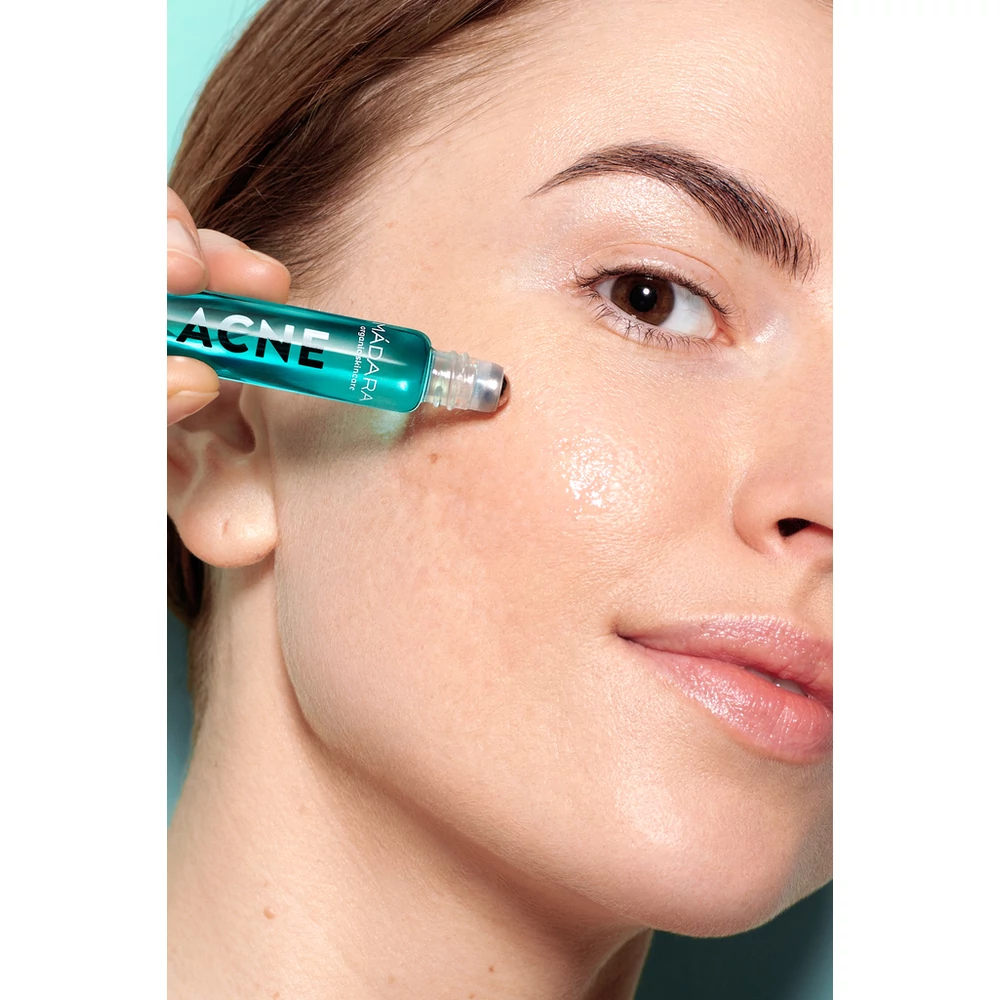 MÁDARA ACNE pattanáskezelő roll on