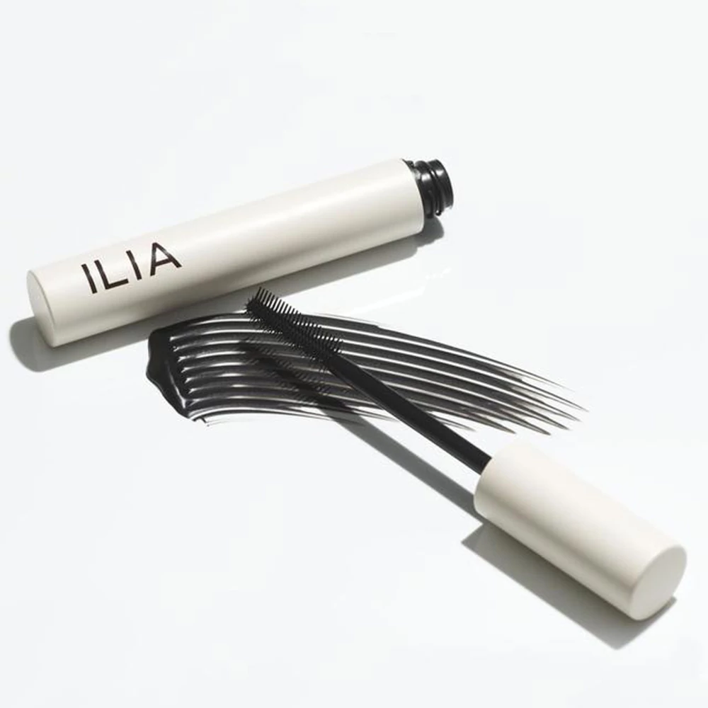 ILIA Limitless Lash hosszabító és dúsító szempillaspirál