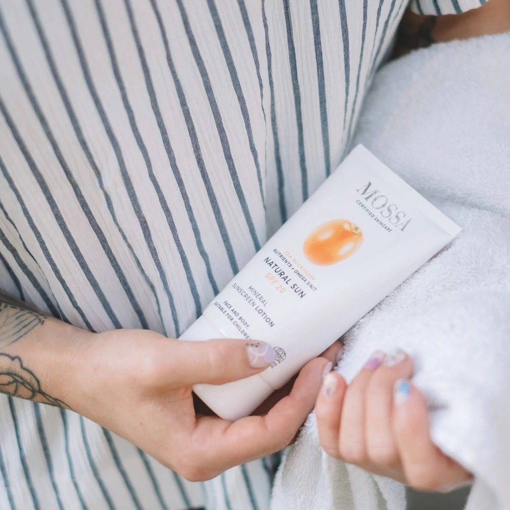 MOSSA Természetes Napozó SPF20 Ásványi fényvédő naptej