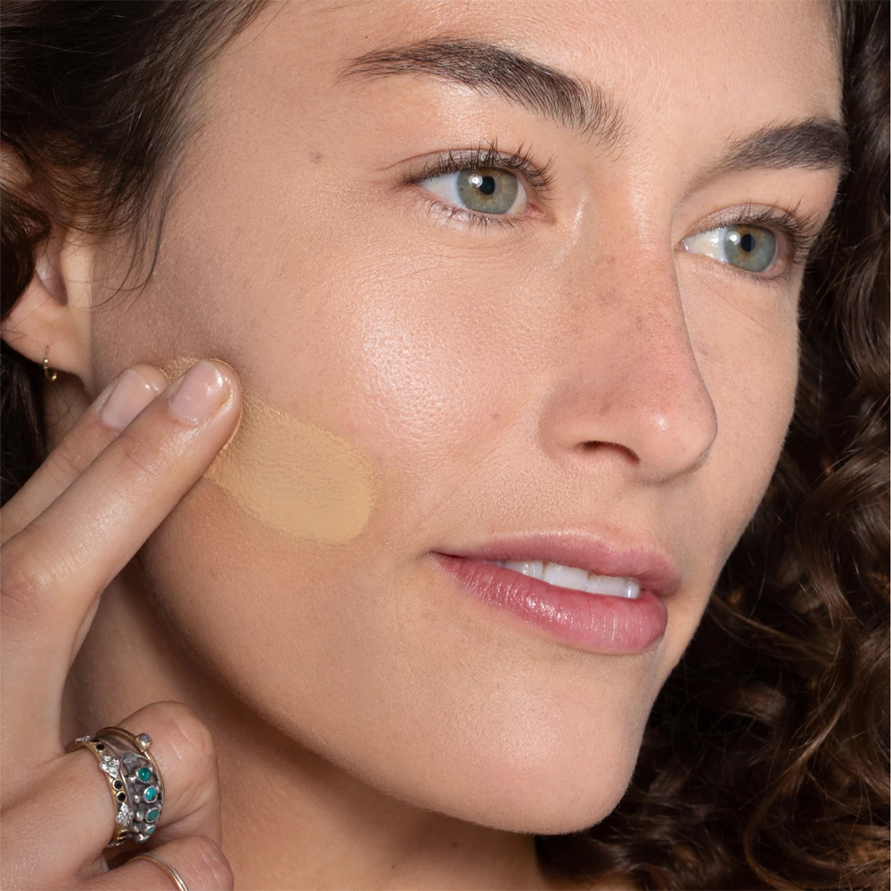 ILIA BEAUTY True Skin Szérum Alapozó