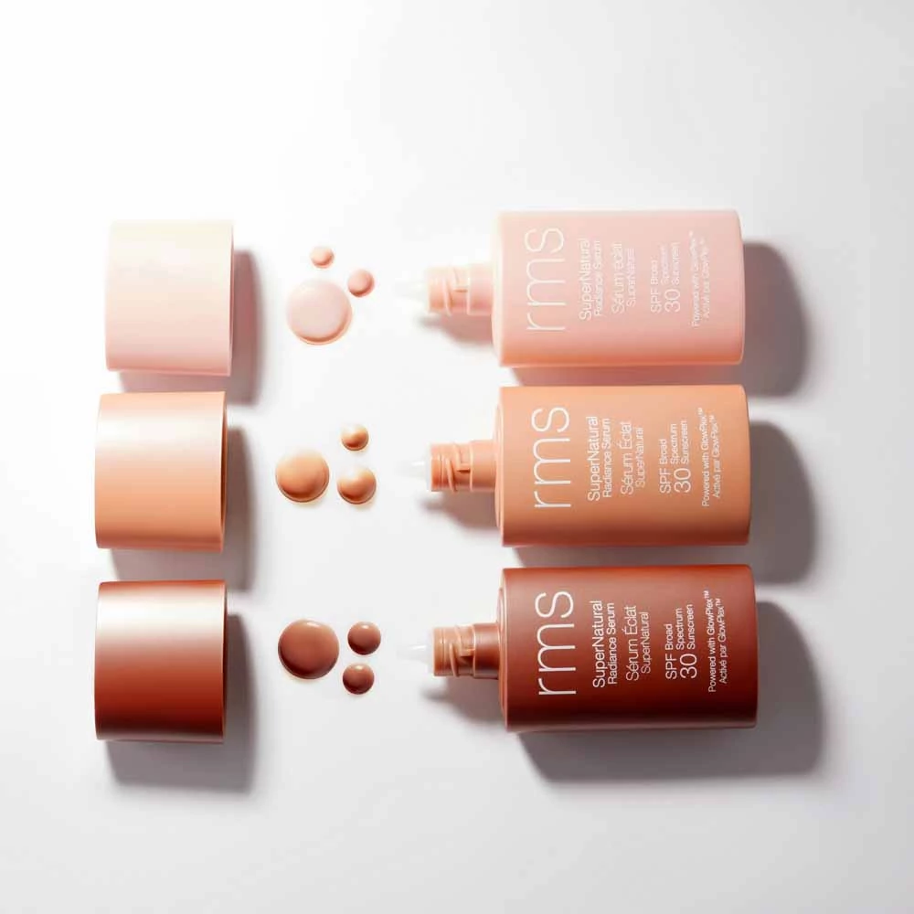 RMS Super Natural Ragyogást fokozó színezett szérum SPF 30-as fényvédelemmel - Light Aura