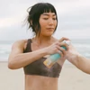 Kép 3/5 - COOLA CLASSIC SPF30 ORGANIKUS FÉNYVÉDŐ SPRAY TESTRE - KÓKUSZ