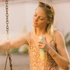 Kép 5/5 - COOLA CLASSIC SPF30 ORGANIKUS FÉNYVÉDŐ SPRAY TESTRE - KÓKUSZ
