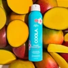 Kép 2/6 - KIFUTÓ | COOLA CLASSIC SPF50 ORGANIKUS FÉNYVÉDŐ SPRAY TESTRE - GUAVA MANGÓ