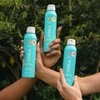 Kép 5/6 - KIFUTÓ | COOLA CLASSIC SPF30 ORGANIKUS FÉNYVÉDŐ SPRAY TESTRE - PINA COLADA
