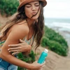 Kép 4/6 - KIFUTÓ | COOLA CLASSIC SPF30 ORGANIKUS FÉNYVÉDŐ SPRAY TESTRE - PINA COLADA