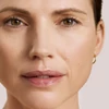 Kép 3/13 - ILIA BEAUTY SKIN REWIND Multifunkciós alapozó stick - LARCH