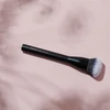 Kép 2/3 - INIKA ORGANIC Cheek Topper pirosító ecset