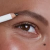 Kép 3/9 - KJAER WEIS Organikus szemöldökceruza Deep Brown