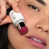 Kép 4/5 - ILIA BEAUTY Multifunkciós orca- és ajakszínező stick