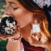 Kép 3/4 - VERSATILE La Cerise Sur le Gateau EAU DE PARFÜM ROLL ON