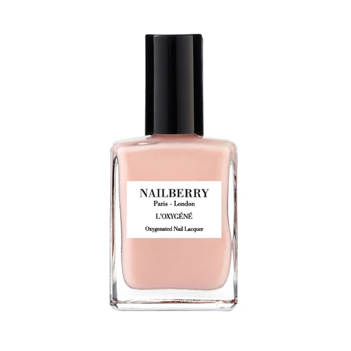 NAILBERRY Lélegző körömlakk  - A TOUCH OF POWDER