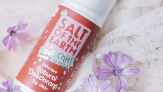 ÚJ műanyagcsomagolás-mentes deót és epres tinispray-t dobott piacra a Salt of the Earth