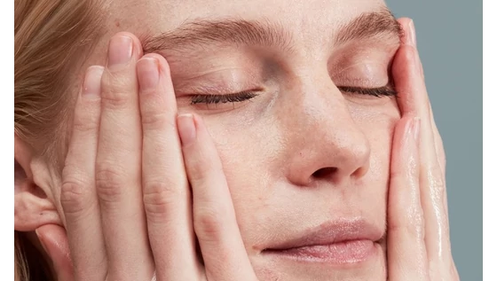 Száraz bőr és haj: teljes útmutató a regeneráláshoz és ápoláshoz