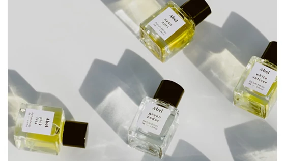 A KULISSZÁK MÖGÖTT - PARFÜM EXTRAIT SZÜLETIK