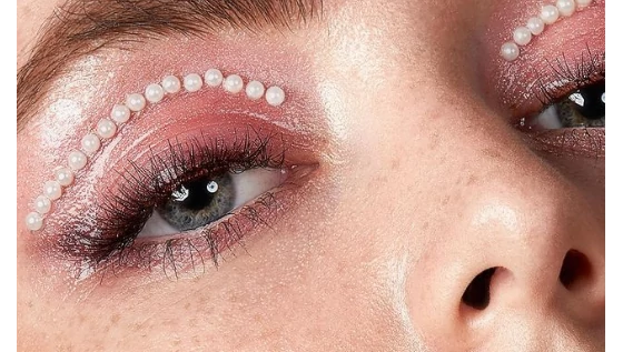 KARÁCSONYI AJÁNDÉKÖTLETEK - SMINK